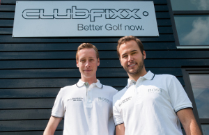 Zur Person: Andreas Nottebaum u.a. deutscher Meister, NRW-Meister, Nationalmannschaftskader, Bundesligaspieler GC Bergisch Land 2008 bis 2011 Ausbildung bei Günter Kessler zum fully qualified Golf Professional C & B-Trainer 2012 – 2013 Vertrieb und Fittings bei B.i.G. („Bioengineered in Germany“ in Los Angeles und West Palm Beach) Trackman University Operator & Level 1 Geschäftsführer ClubFixx Am Golfplatz 1 41469 Neuss Tel. +49 163 8866231 andreas.nottebaum@clubfixx.de www.clubfixx.de 