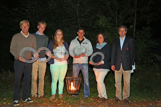 Die Clubmeister 2013 der Golfriege ETuF Essen (v.l.): Jochen Settelmayer (Senioren), Niklas Hagemeier (Jugend), Maybritt Streit (Damen), Sebastian Zweig (Herren) und Ann Baer-Schremmer (Seniorinnen).