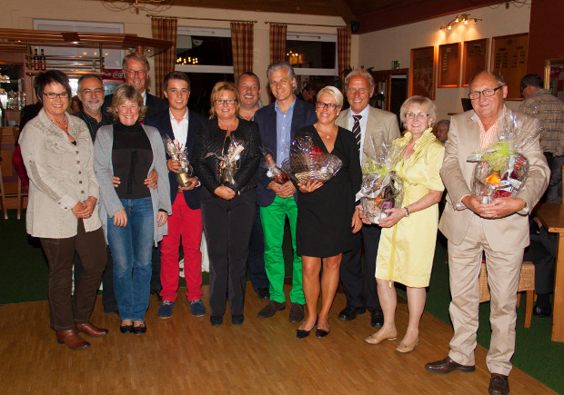 12 glückliche Gewinner beim „President’s Cup“ des GC Residenz Rothenbach 