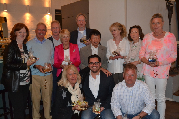 Große Freude bei den Siegerinnen und Siegern des Saisoneröffnungsturniers im GC Meerbusch