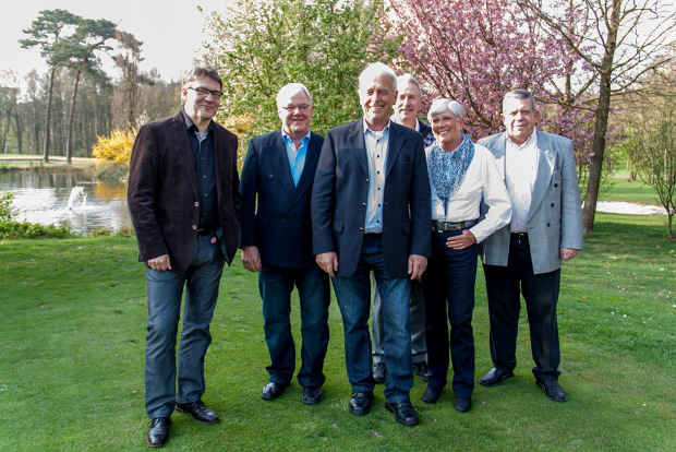  Der Vorstands-Flight im GC Residenz Rothenbach (v.l.): Burkhard Lenz, Hubert von Helden, Josef Jansen, Helmut Laprell, Ineke Mertens und Karl Hülser 