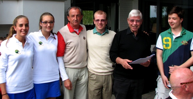 Das Bruttoteamsieger mit (v.l.):  Theresa Kränzlin, Alissa Kupitz, Heinz Hubinger, Sebastian Fourné, Hans Günther Lümmen und Maximilian Dresen 