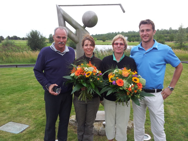 Die Clubmeister im GC Erftaue (v.l.): Friedel Müntnich (Senioren), Anja Schütte (Damen), Edeltraud Jacob (Seniorinnen) und Marc Schmitz (Herren)