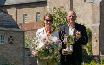 Im GC Schloss Myllendonk: Sylvia Wilms und Martin Birkholz deutsche AK 50-Meister