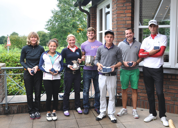 Links die Damen, rechts die Herren: Mit Silberpokal, Silberkanne und weiteren Präsenten, die Sieger und Platzierten der Clubmeisterschaft 2014 im GC Mülheim an der Ruhr (v.l.): Nicol Elshoff, Annabelle Kendzierski, Clubmeisterin Anna Bautista, Clubmeister Florian Schmiedel, Lino Capurro, Nils Serfort und Ole Pirdzun