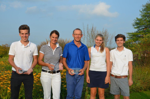 Die Clubmeister 2014 im GC Mettmann (v.l.): Jugend: Lorenz Wöhl, Seniorinnen: Heike Jachmann, Senioren: Richard Ulrich, Damen: Anne-Sophie Schieren und Herren: Paul Andermann.