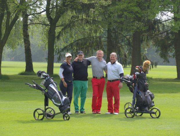 Gute Laune beim „Proshop und Gastro-Turnier“ im GC Issum-Niederrhein.